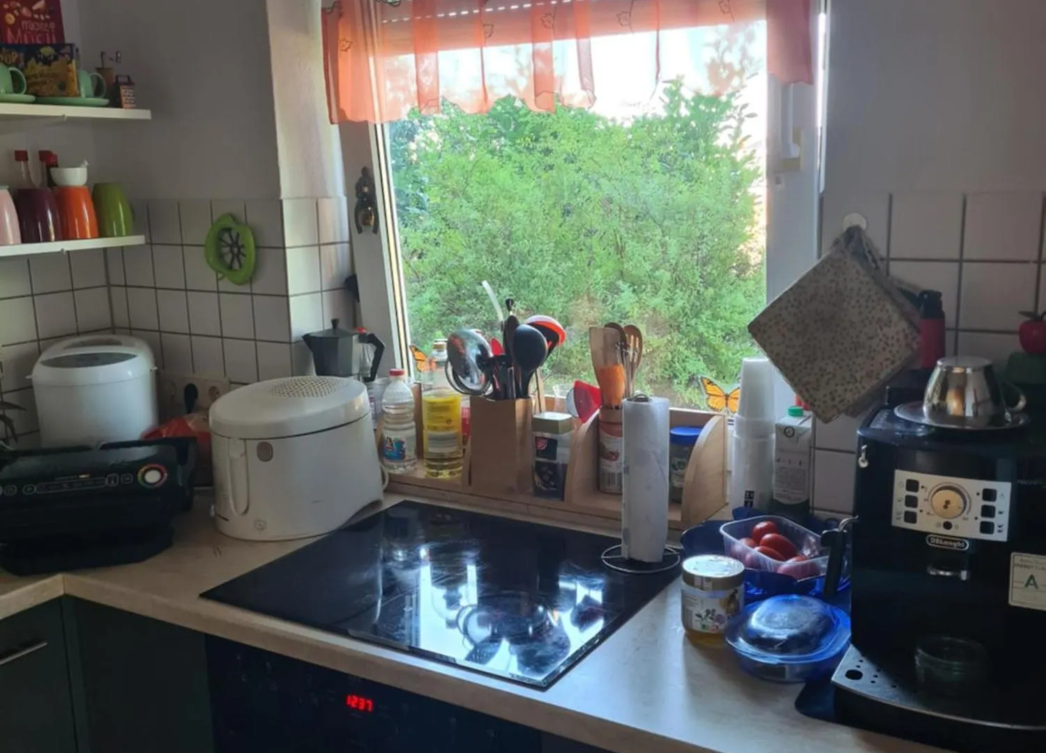 Apartment Private Zimmer In Einer Wohngemeinschaft Fuer Die Nacht In Der Naehe Des Flughafens Halle Leipzig Schkeuditz Germany